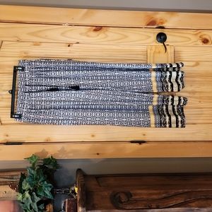 Women's pants size small